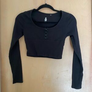 Black long sleeve crop top size small